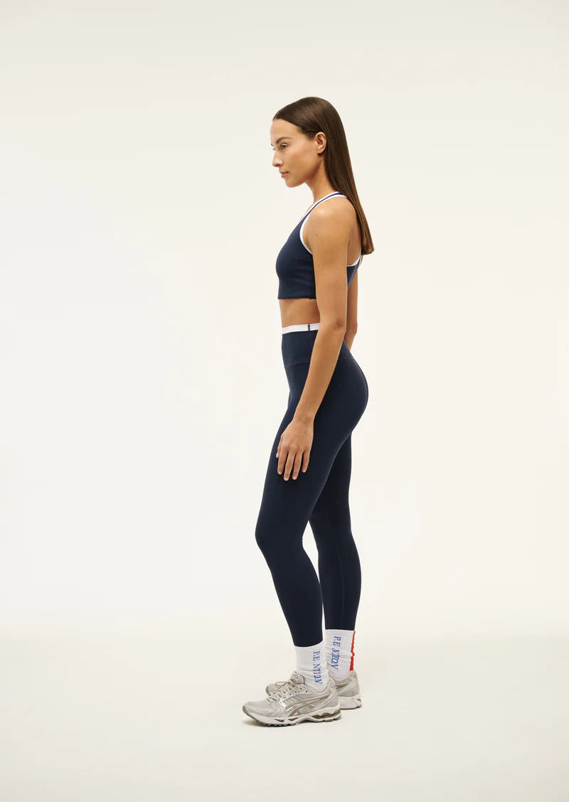 FUNDAMENTAL SPORTS BRA IN BLACK