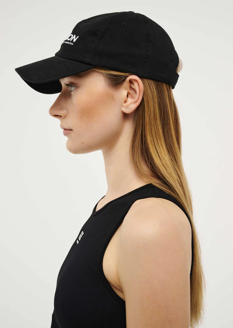 Homage cap in black