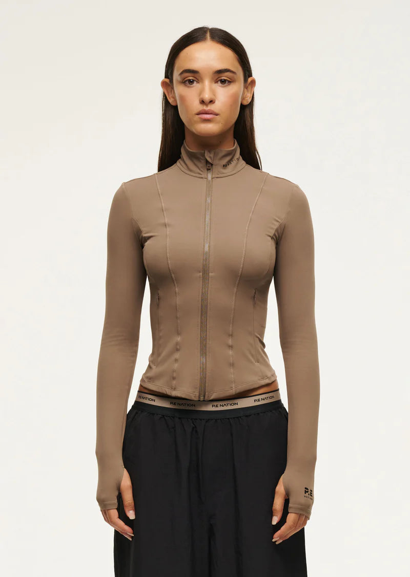 Breakthrough jacket in fossil