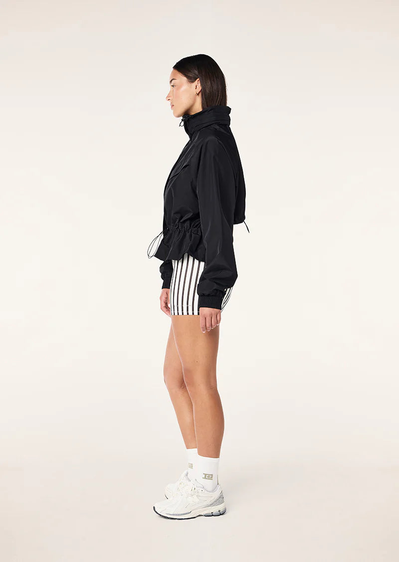 Shelter jacket in black