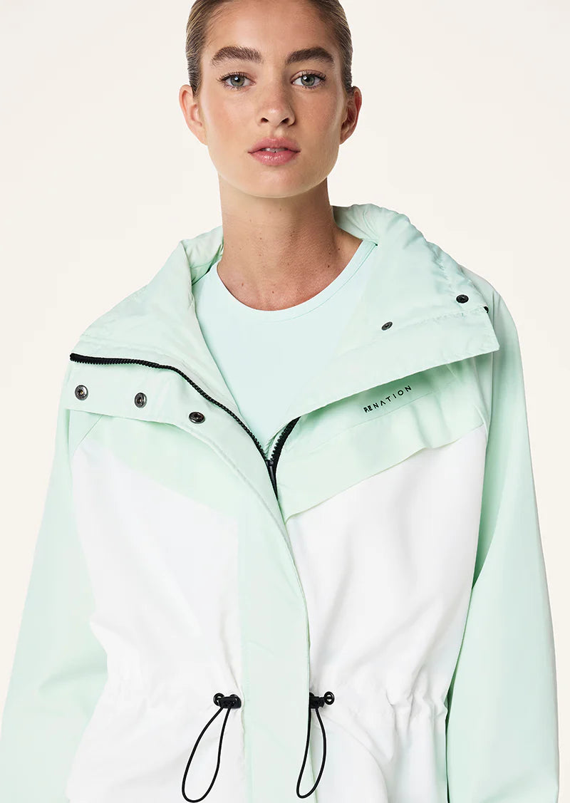 Shelter jacket in hint of mint