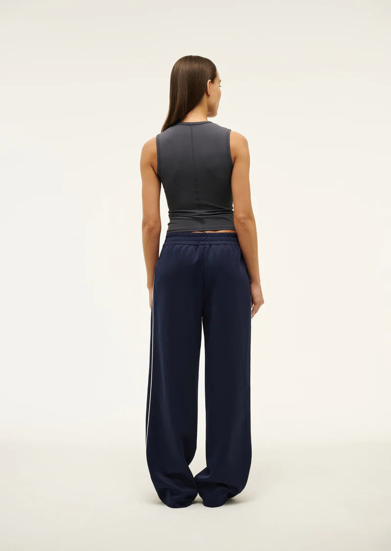 Foundation muscle tank in marine